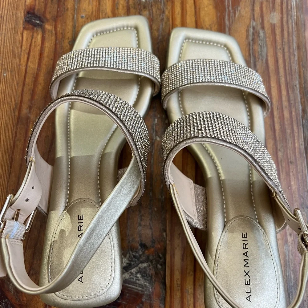 ALEX MARIE Gold Sparkly Sequin Open Toe Kitten Heels Women’s 8.5 NWOT - Picture 6 of 8